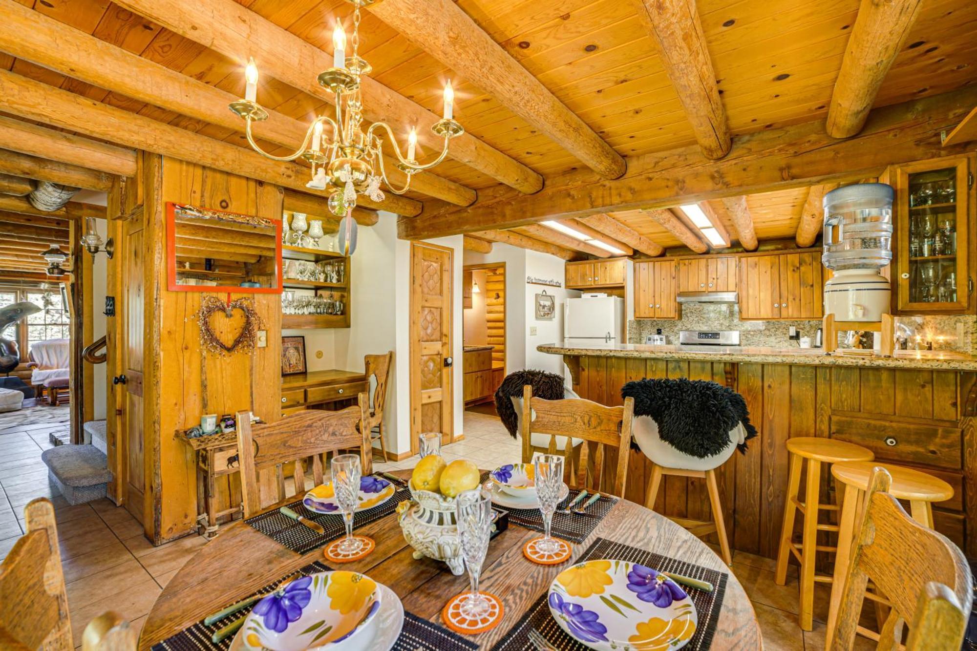 Pine Mountain Club Log Cabin With Resort Amenities! 외부 사진